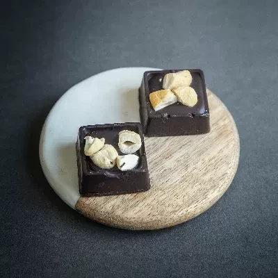 COOL CASHEW MARVEL