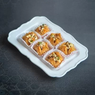 PYRAMID SPECIAL BAKLAWA