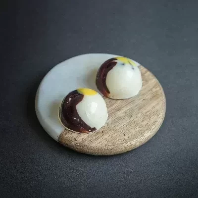 WHITE SPHERE BELGIAN CHOCOLATE