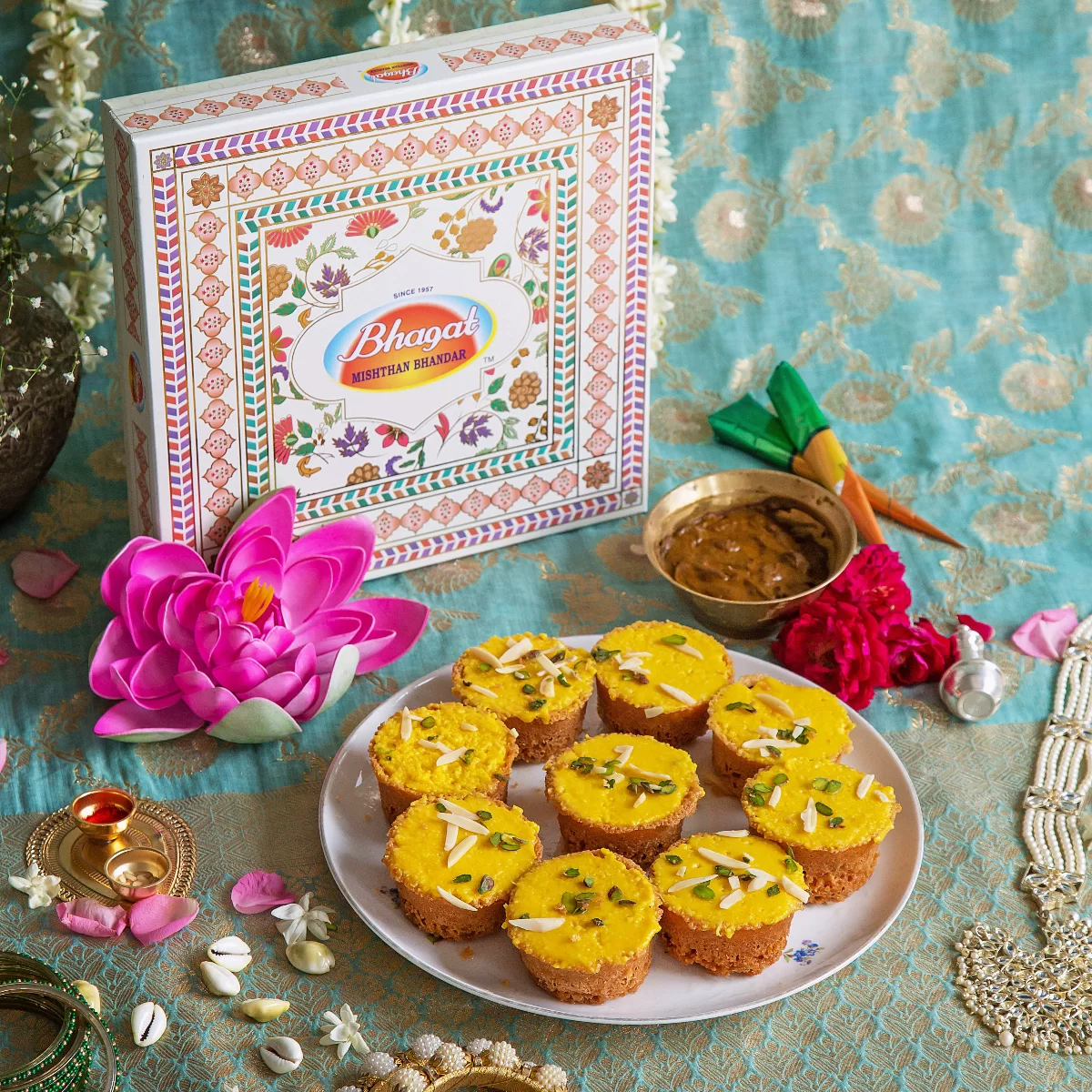 Ghewar - Mini Rabri (pack Of 9 Pc.)